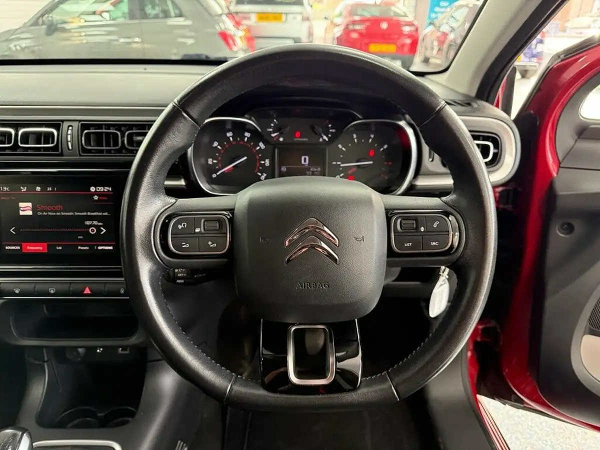 2017-citroen-c3-12-puretech-flair-82ps-big-27