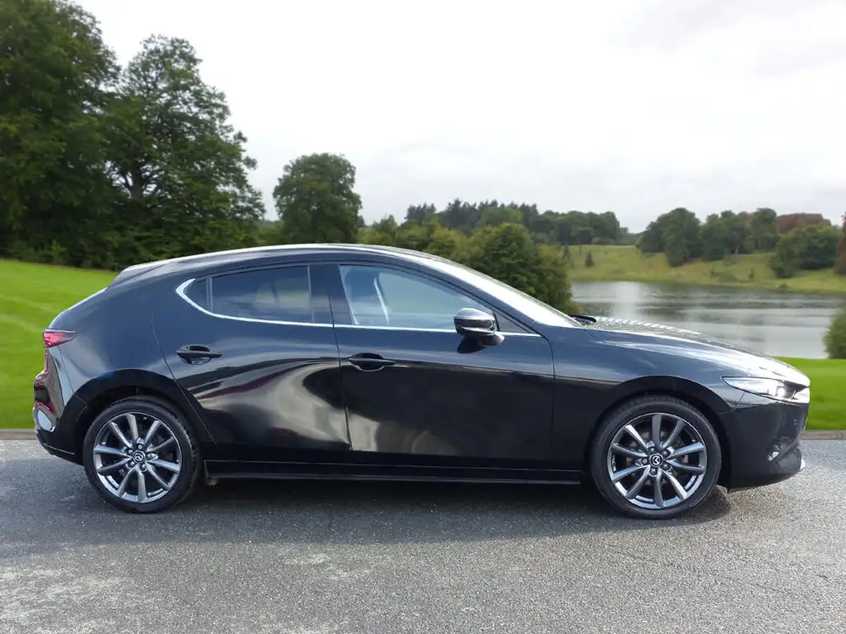 2021-mazda-mazda3-20-gt-sport-122ps-hatchback-5d-big-2