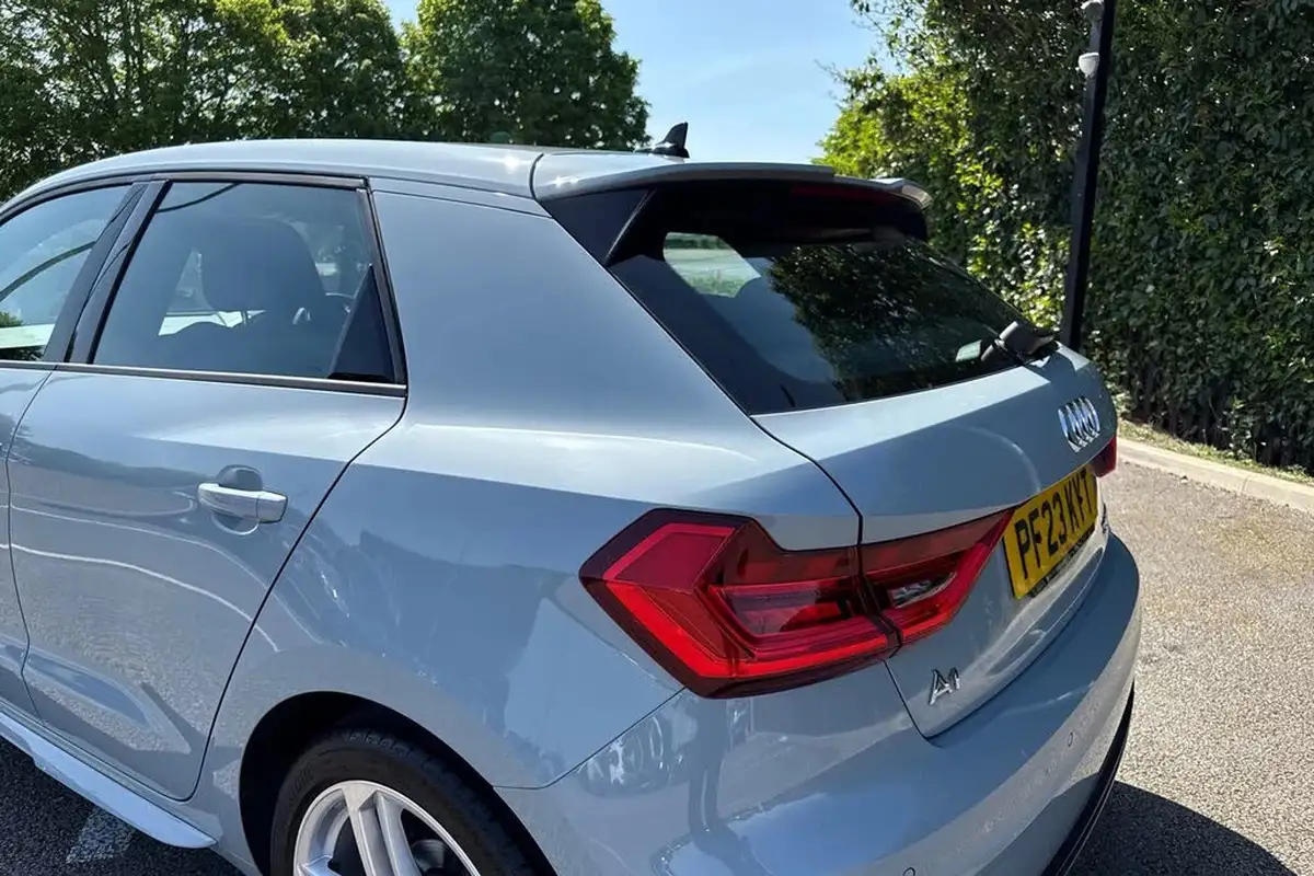 2023-audi-a1-10-30-tfsi-s-line-big-30