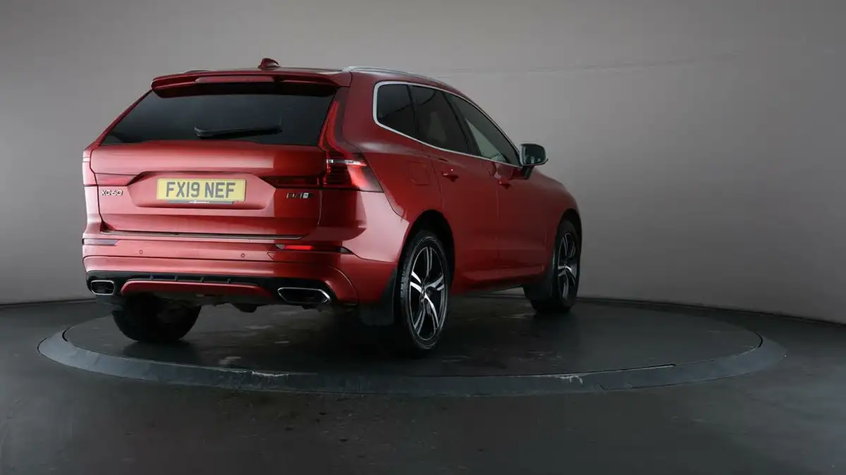 2019-volvo-xc60-20td-d4-r-design-4x4-ss-geartronic-big-62