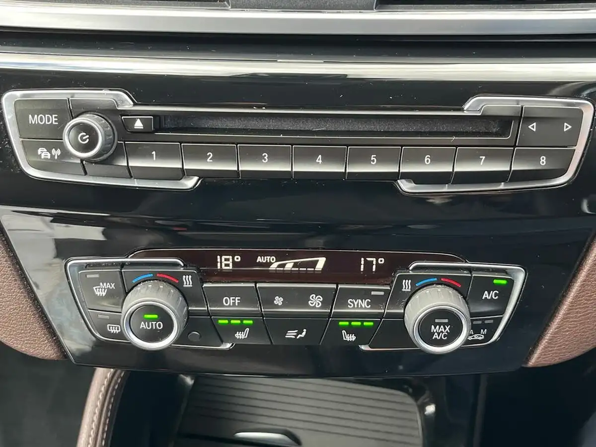 2018-bmw-x1-20-xdrive20i-xline-big-20
