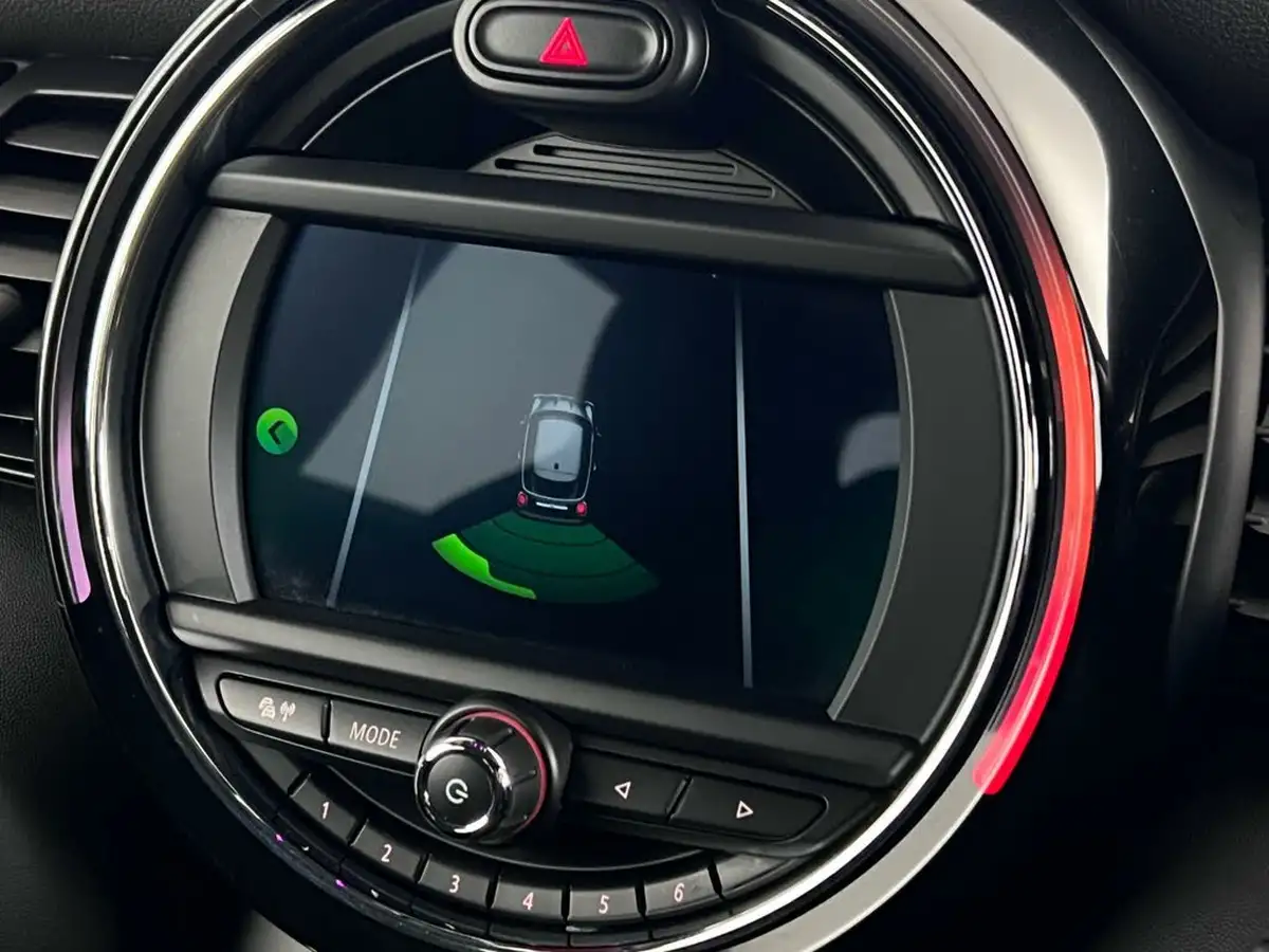 2019-mini-cooper-20-cooper-s-sport-189bhp-hatchback-3d-auto-big-16