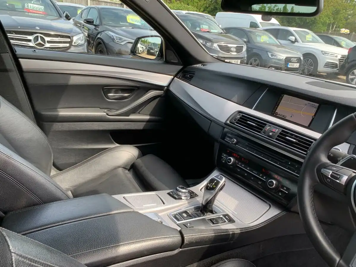 2015-bmw-5-series-30td-530d-m-sport-saloon-4d-big-21