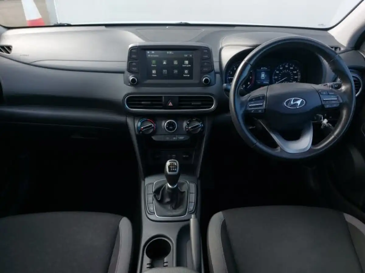 2020-hyundai-kona-10-t-gdi-se-big-2