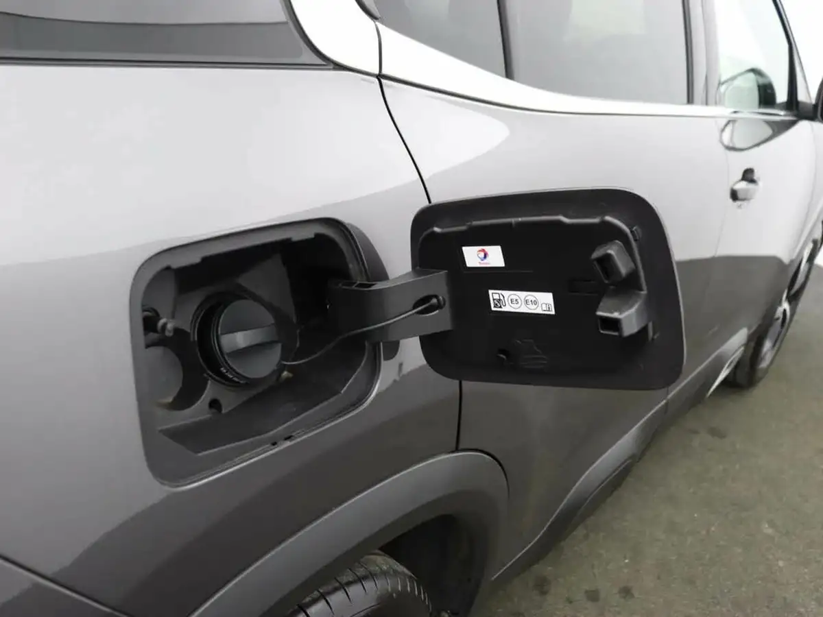 2021-citroen-c5-aircross-12-puretech-shine-big-58