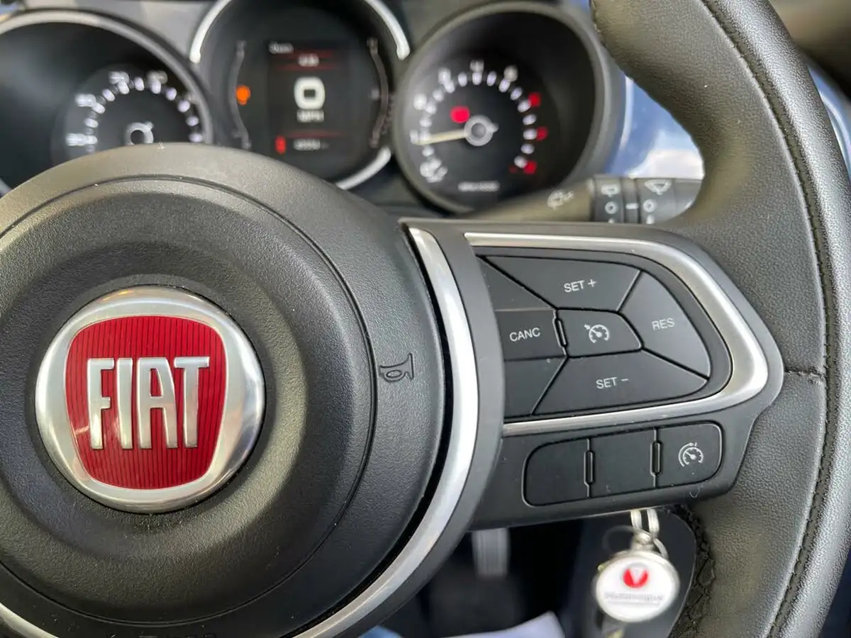 2018-fiat-500l-14-mirror-big-36