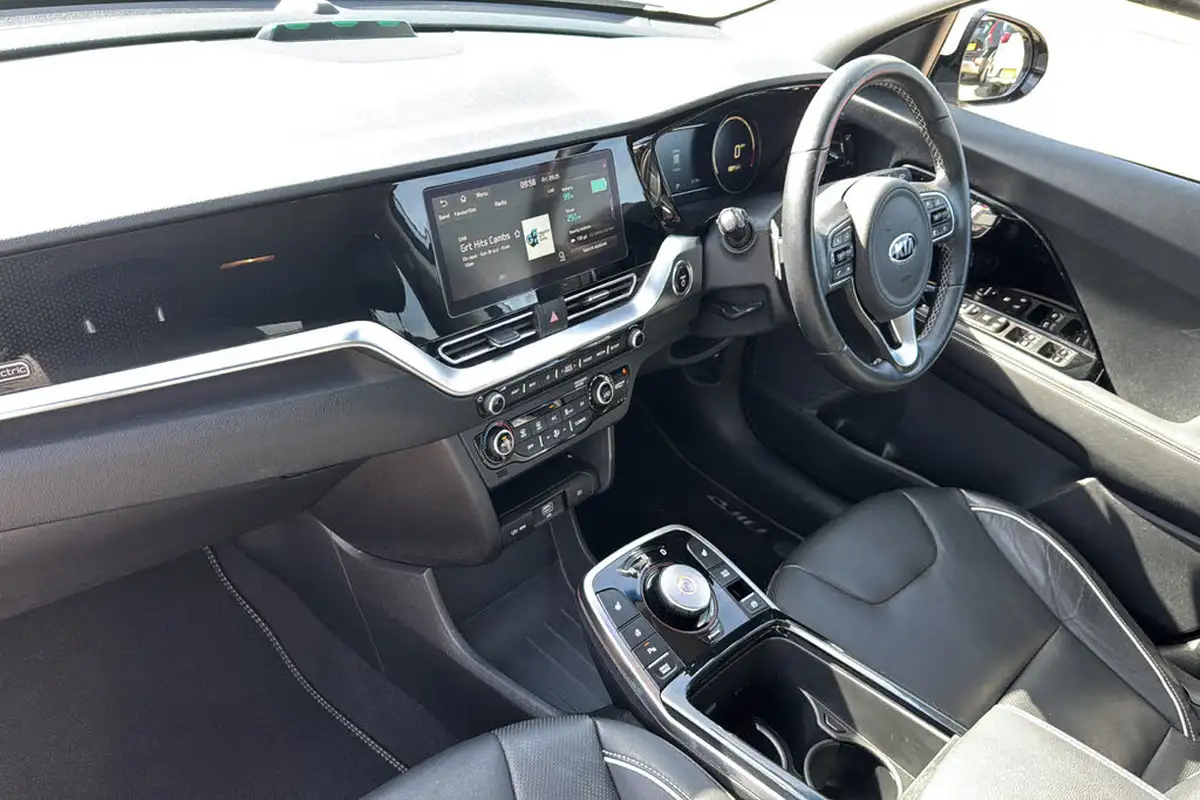 2020-kia-e-niro-ev-4-big-9