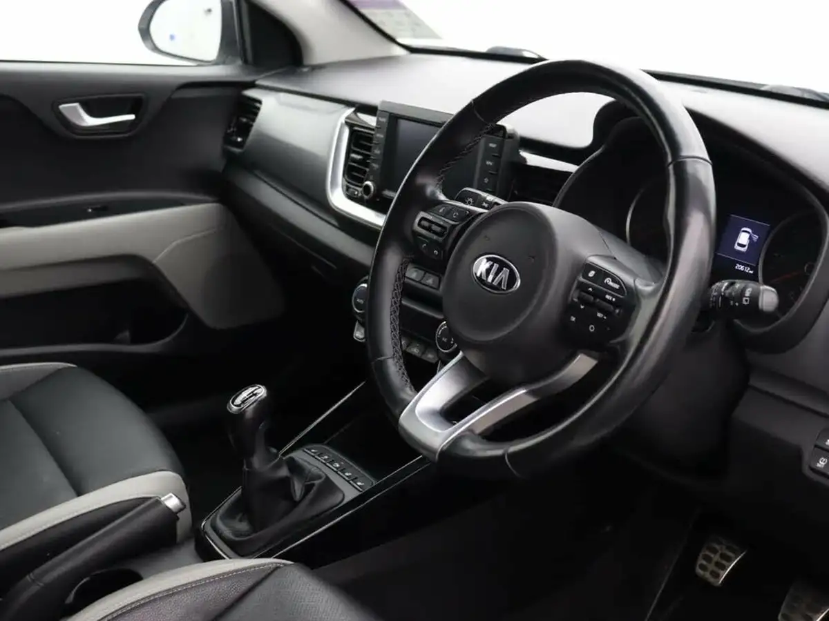 2019-kia-stonic-10-t-gdi-4-big-18