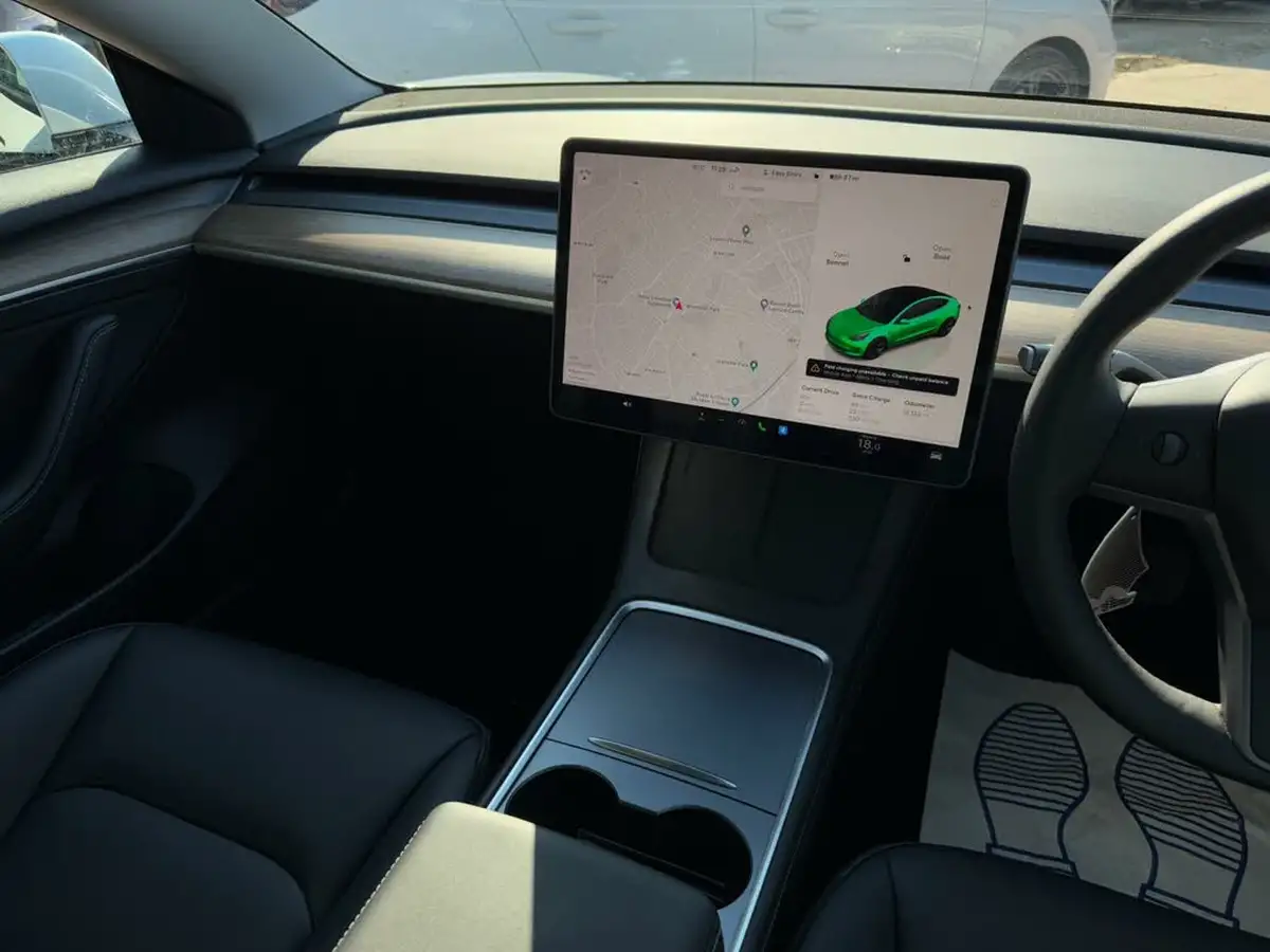 2023-tesla-model-3-e-rwd-241bhp-big-22