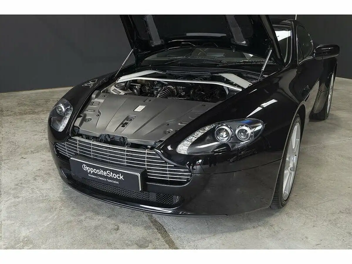 2006-aston-martin-vantage-43-big-11
