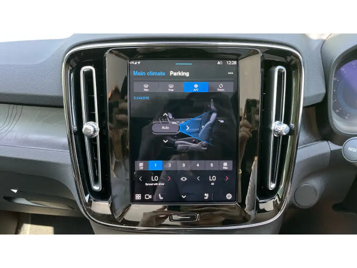 2024-volvo-c40-e-recharge-ultimate-235bhp-big-34