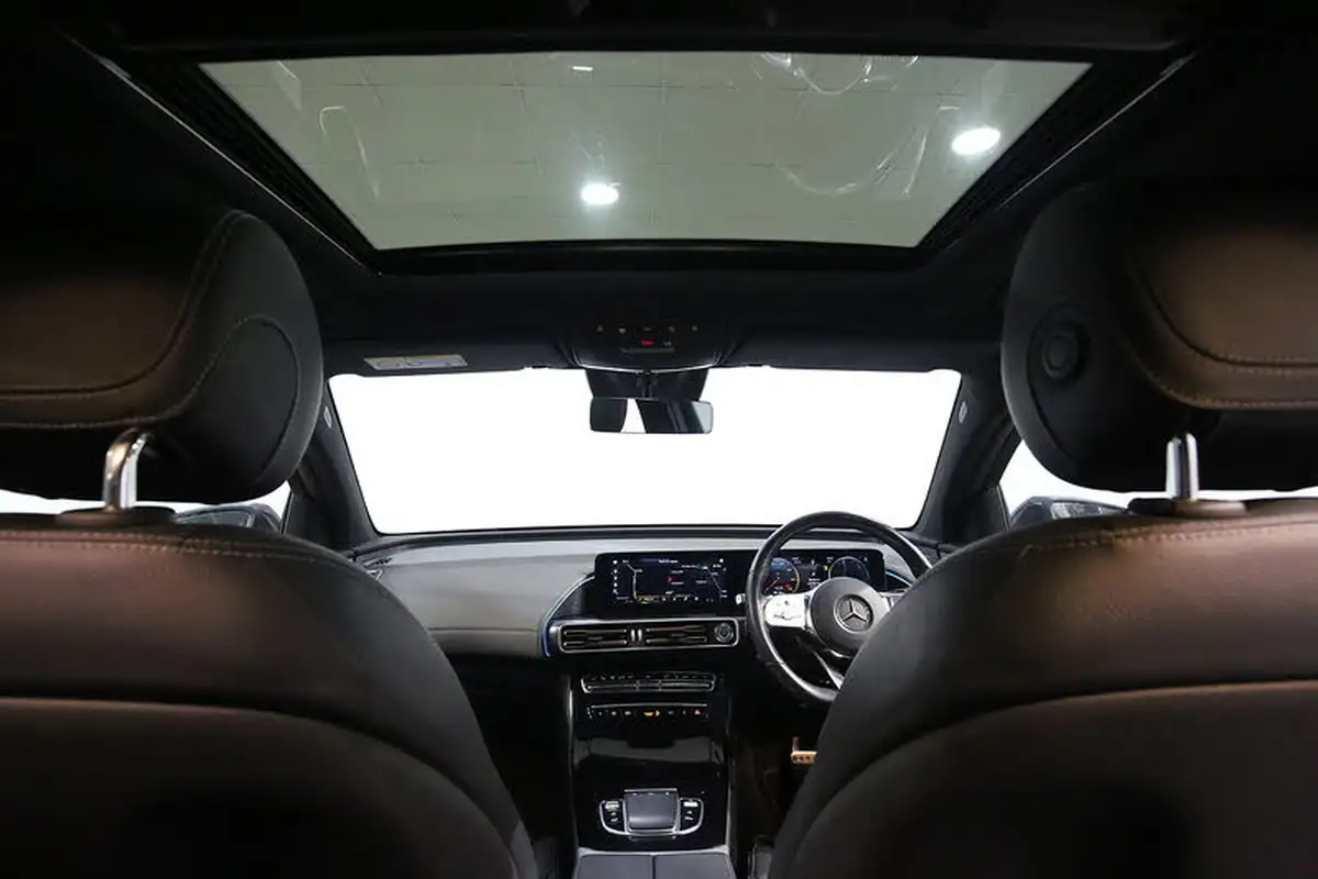 2021-mercedes-benz-eqc-e-eqc-400-amg-line-premium-big-1