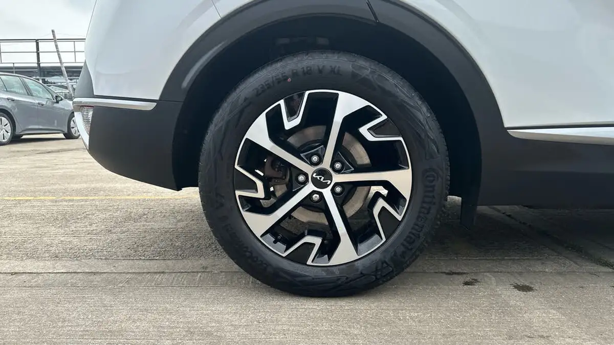 2022-kia-sportage-16-t-gdi-3-226bhp-hev-1598cc-auto-big-18