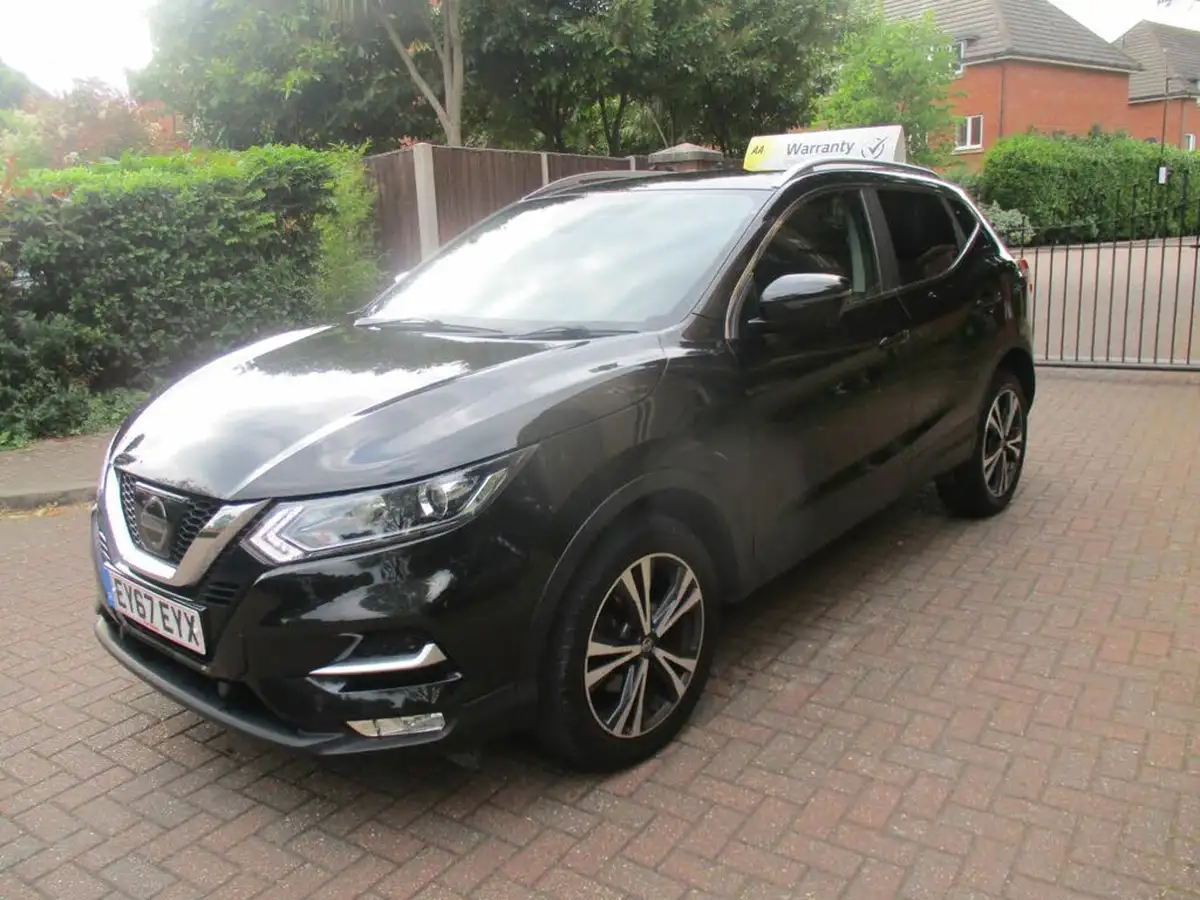 2017-nissan-qashqai-12-dig-t-n-connecta-big-21