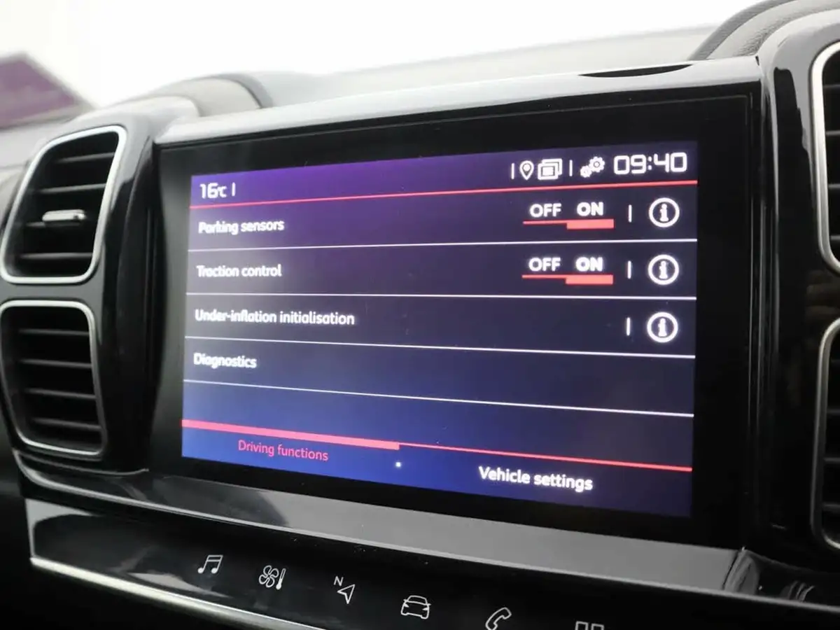 2021-citroen-c5-aircross-12-puretech-flair-big-24