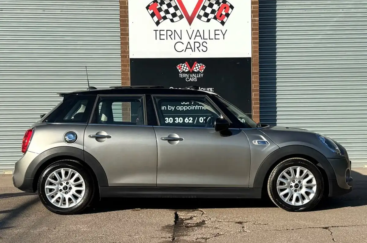 2016-mini-cooper-20-cooper-s-ss-hatchback-5d-big-32