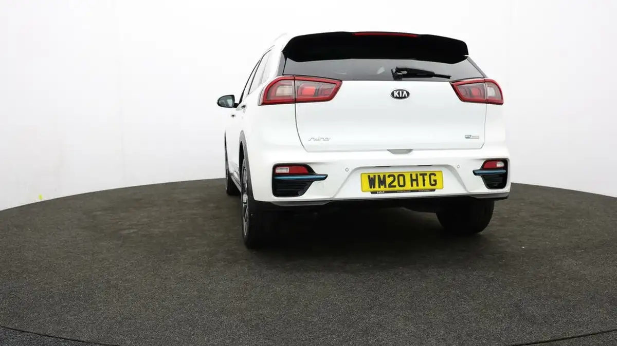2020-kia-e-niro-ev-first-edition-big-79
