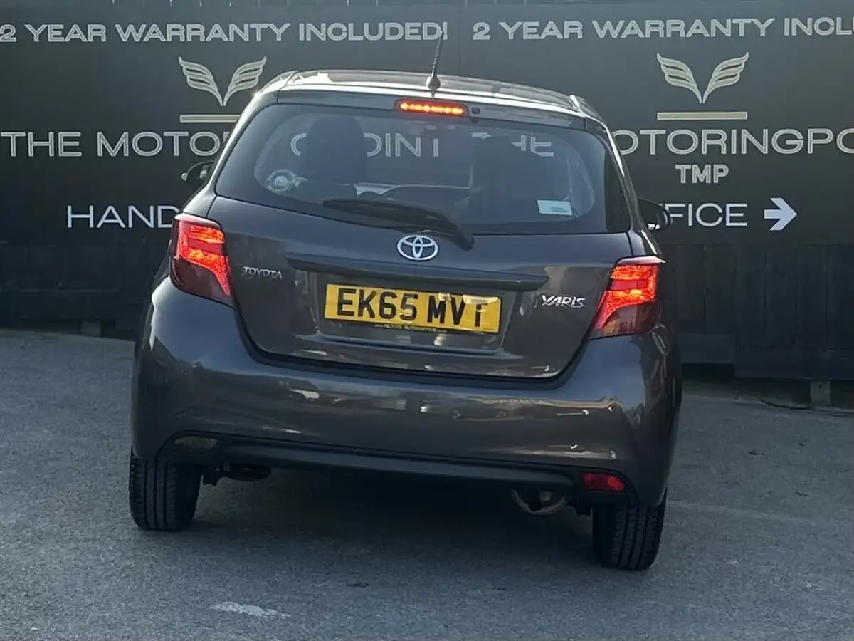 2015-toyota-yaris-10-icon-3d-big-6