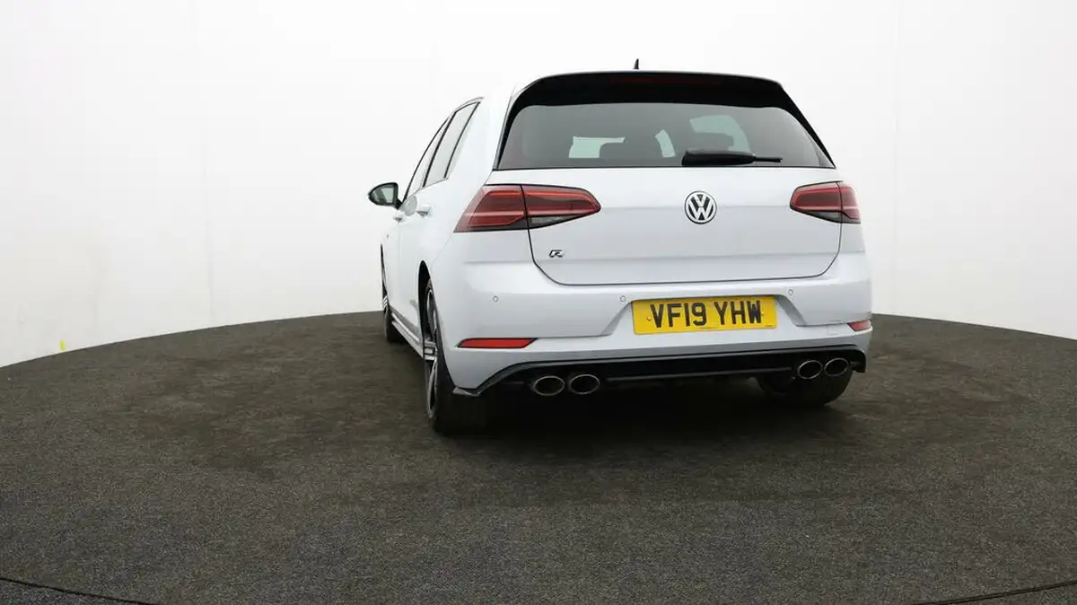2019-volkswagen-golf-20-tsi-r-300ps-hatchback-5d-dsg-big-24