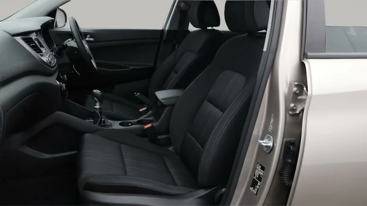 2018-hyundai-tucson-17crdi-blue-drive-s-big-13