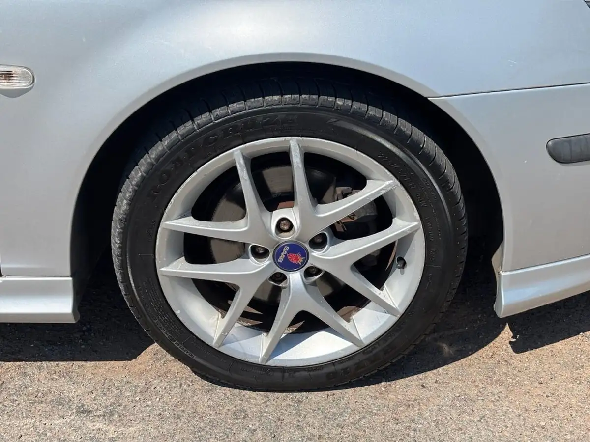 2005-saab-9-3-20-aero-convertible-2d-auto-big-18