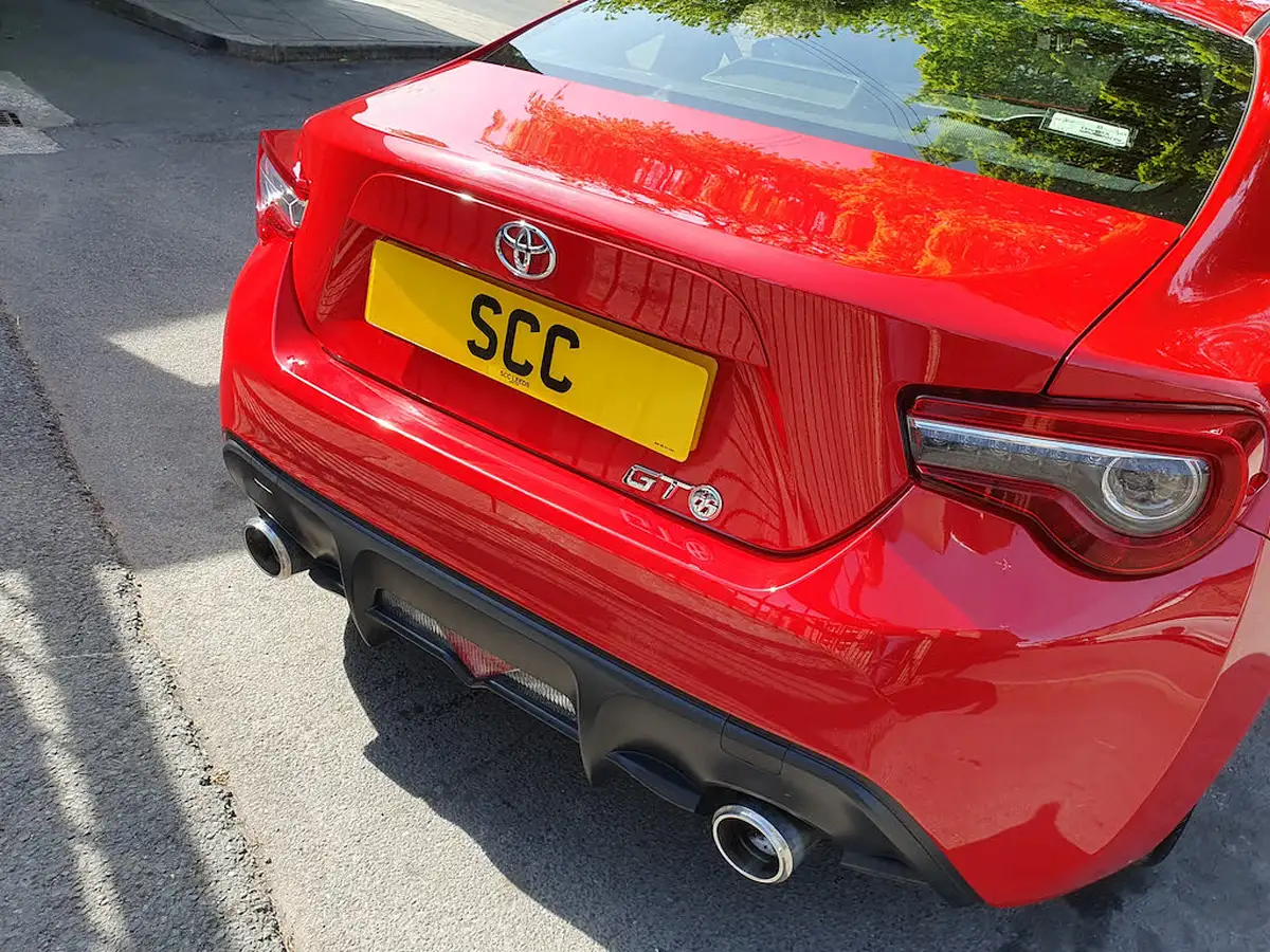 2016-toyota-gt86-20-gt86-2d-big-15