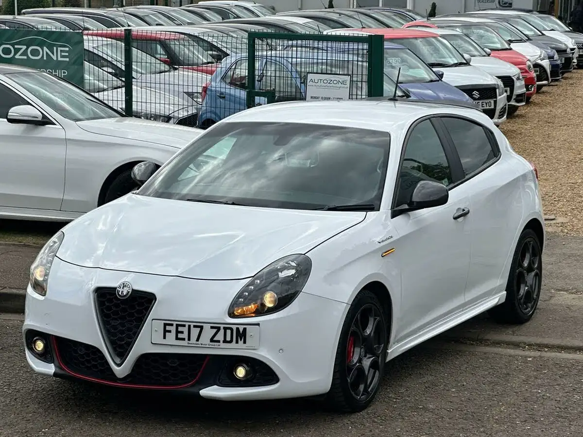 2017-alfa-romeo-giulietta-17-veloce-big-5