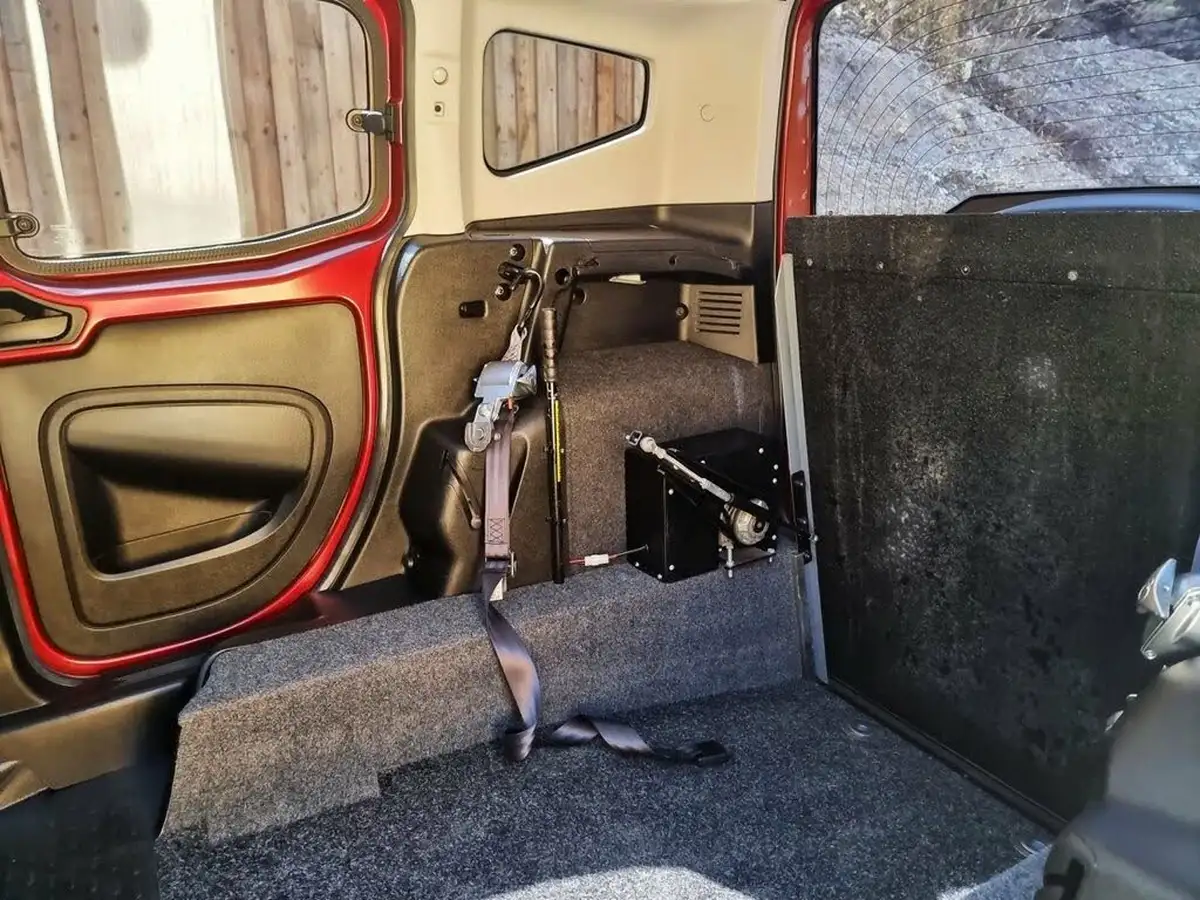 2018-fiat-qubo-13multijet-lounge-ss-big-19