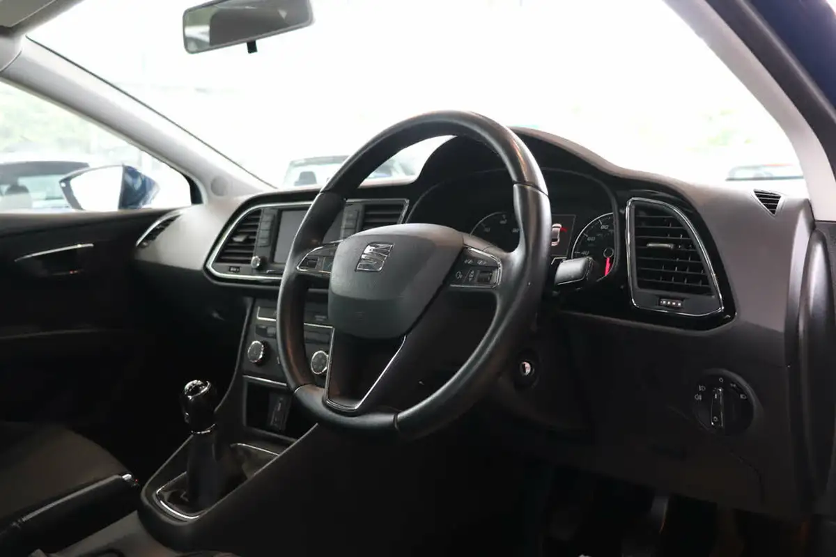 2016-seat-leon-16tdi-ecomotive-se-tech-pack-hatchback-big-16