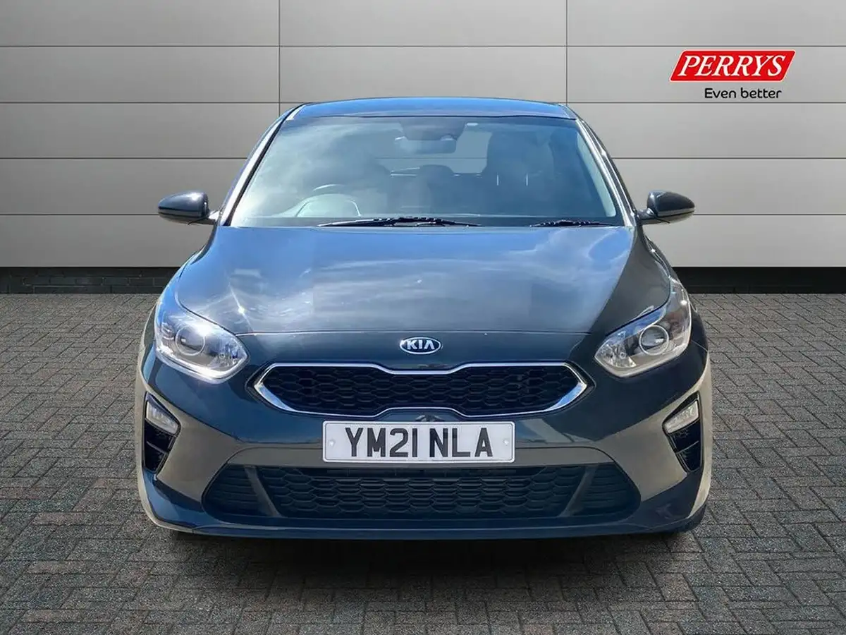 2021-kia-ceed-16crdi-2-nav-134bhp-48v-mhev-hatchback-big-3