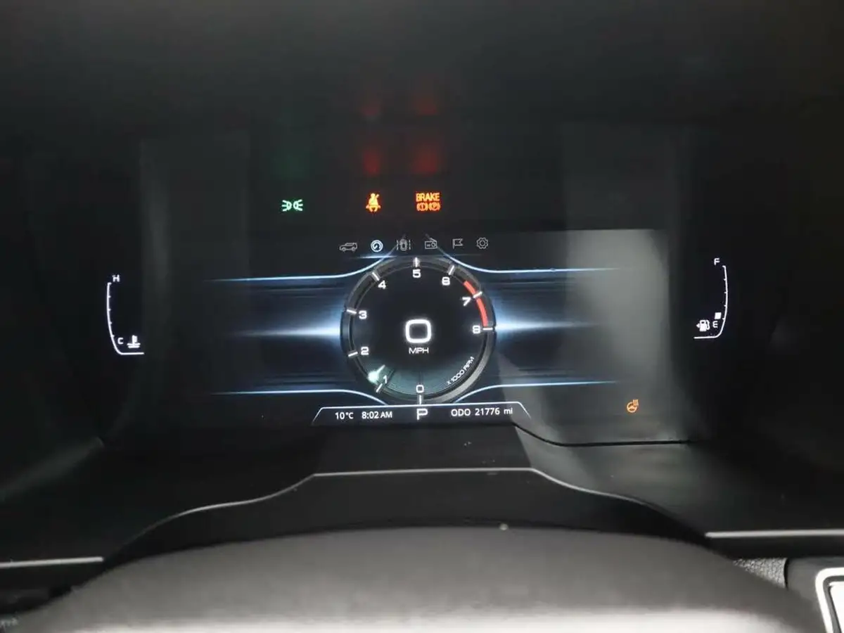 2022-kgm-ssangyong-tivoli-15-ultimate-auto-big-16