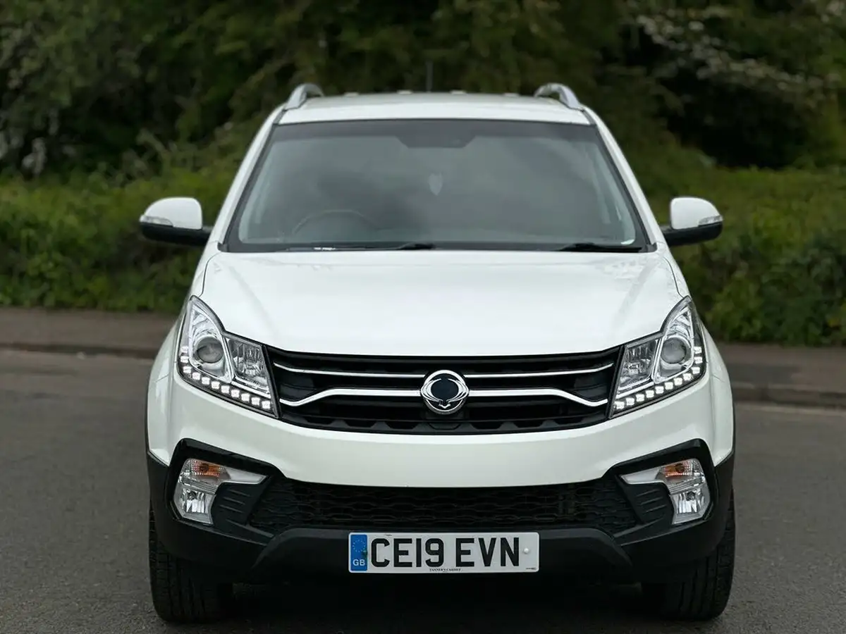 2019-kgm-ssangyong-korando-22td-elx-big-1