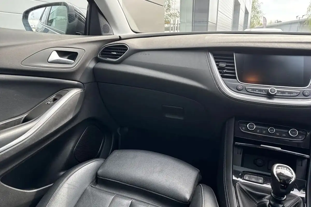 2018-vauxhall-grandland-x-12-elite-nav-132ps-big-19