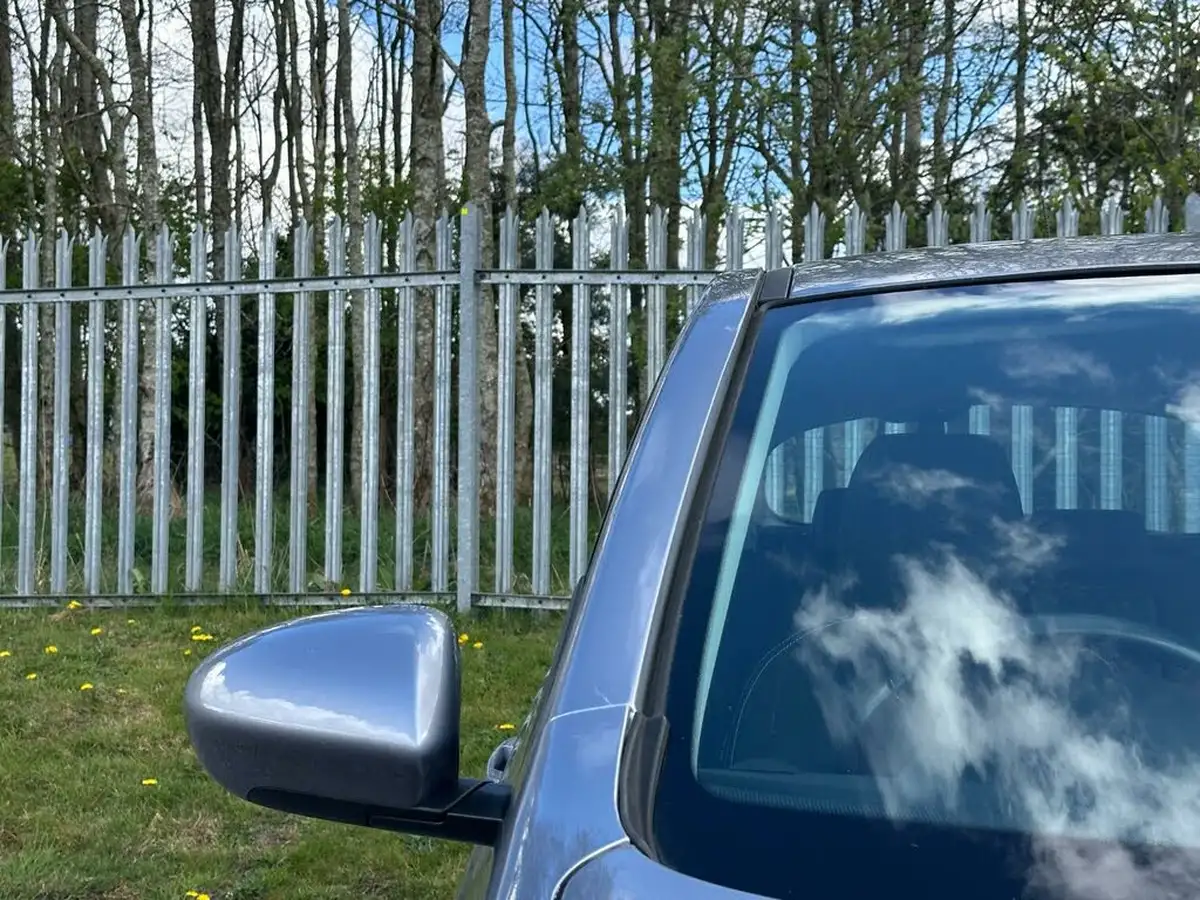 2011-nissan-qashqai-16-acenta-big-4