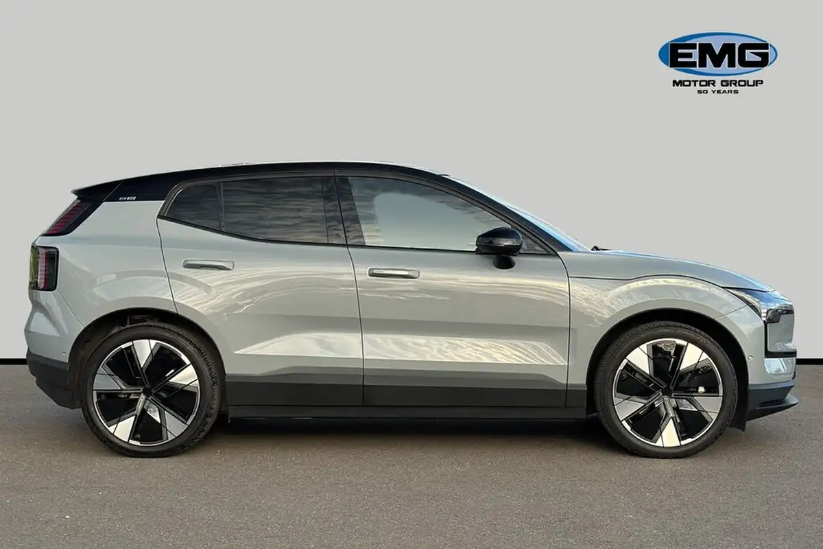 2024-volvo-ex30-e-twin-ultra-big-3