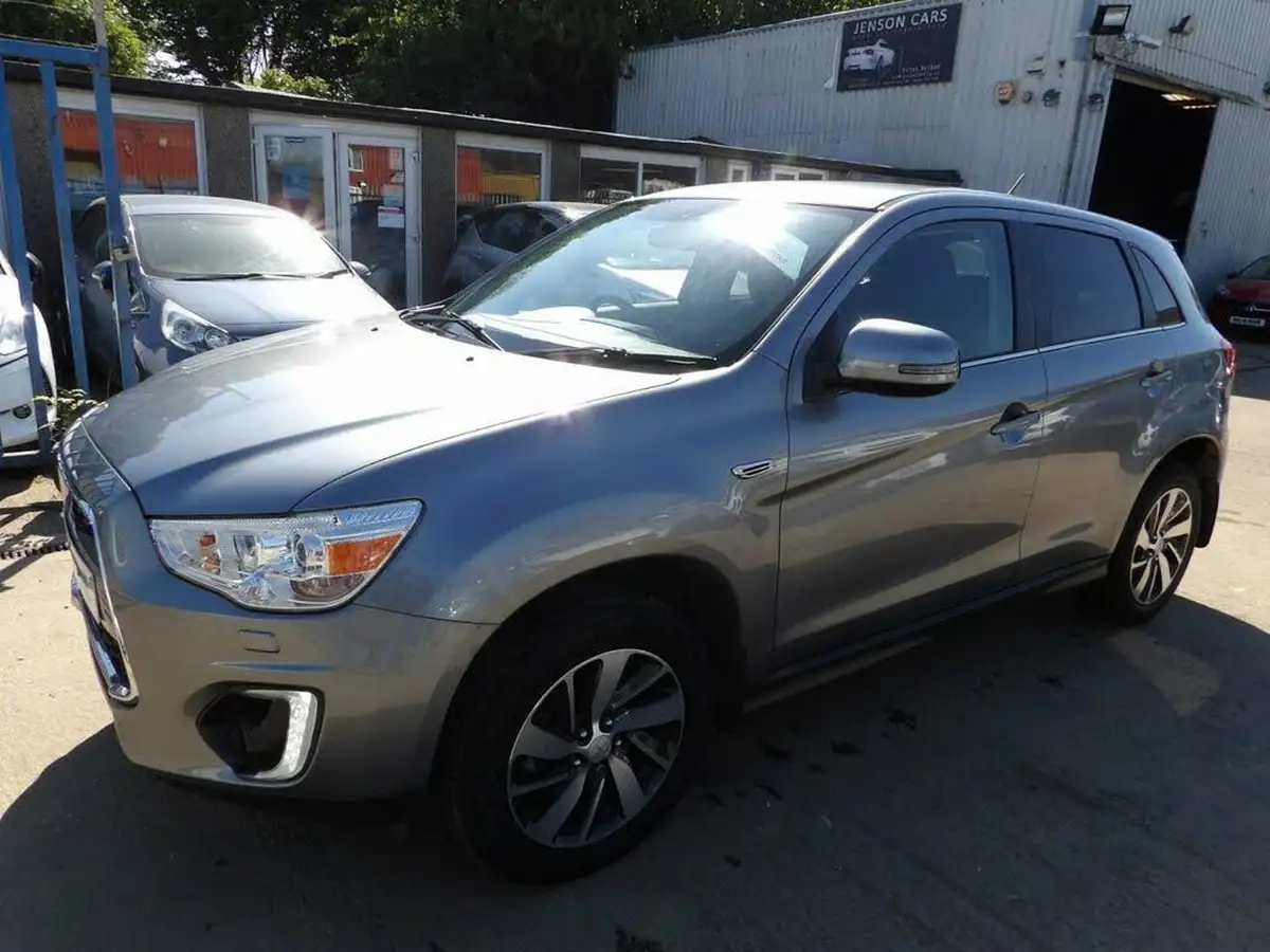 2015-mitsubishi-asx-16-3-big-2