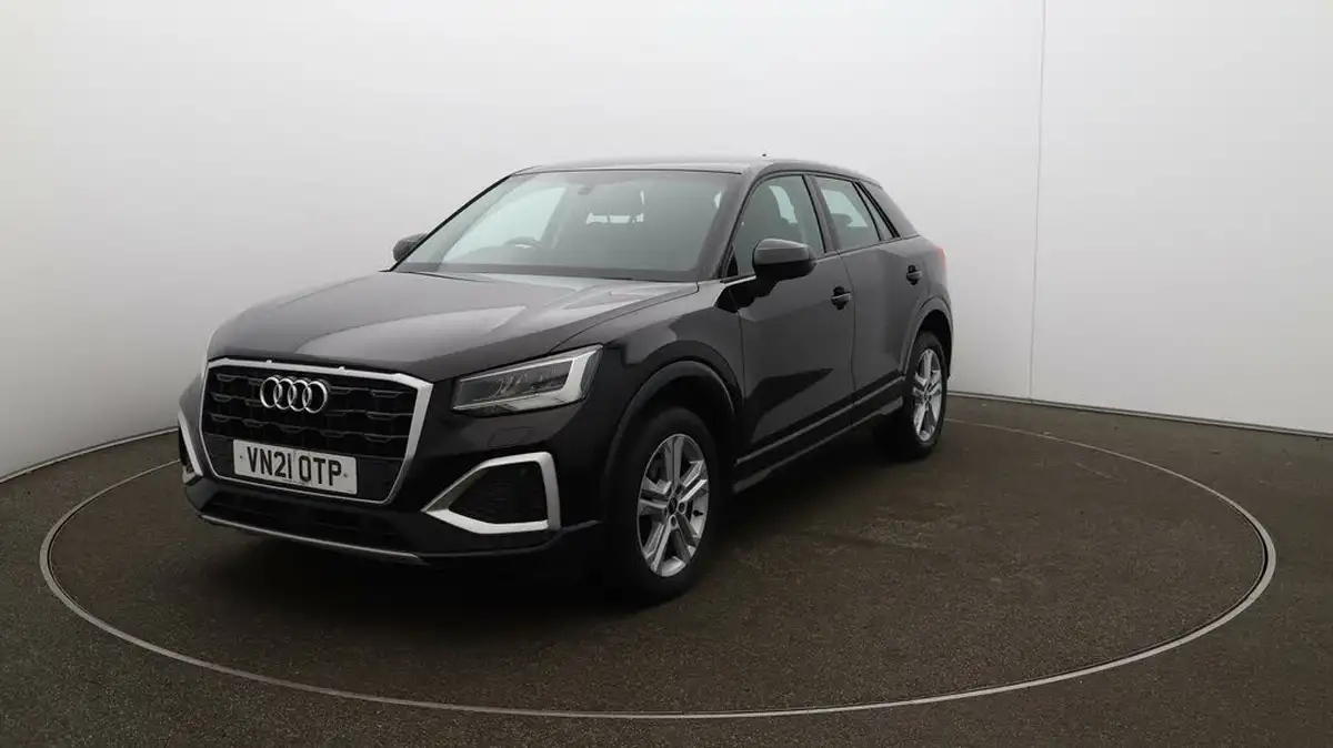 2021-audi-q2-10-30-tfsi-sport-big-35