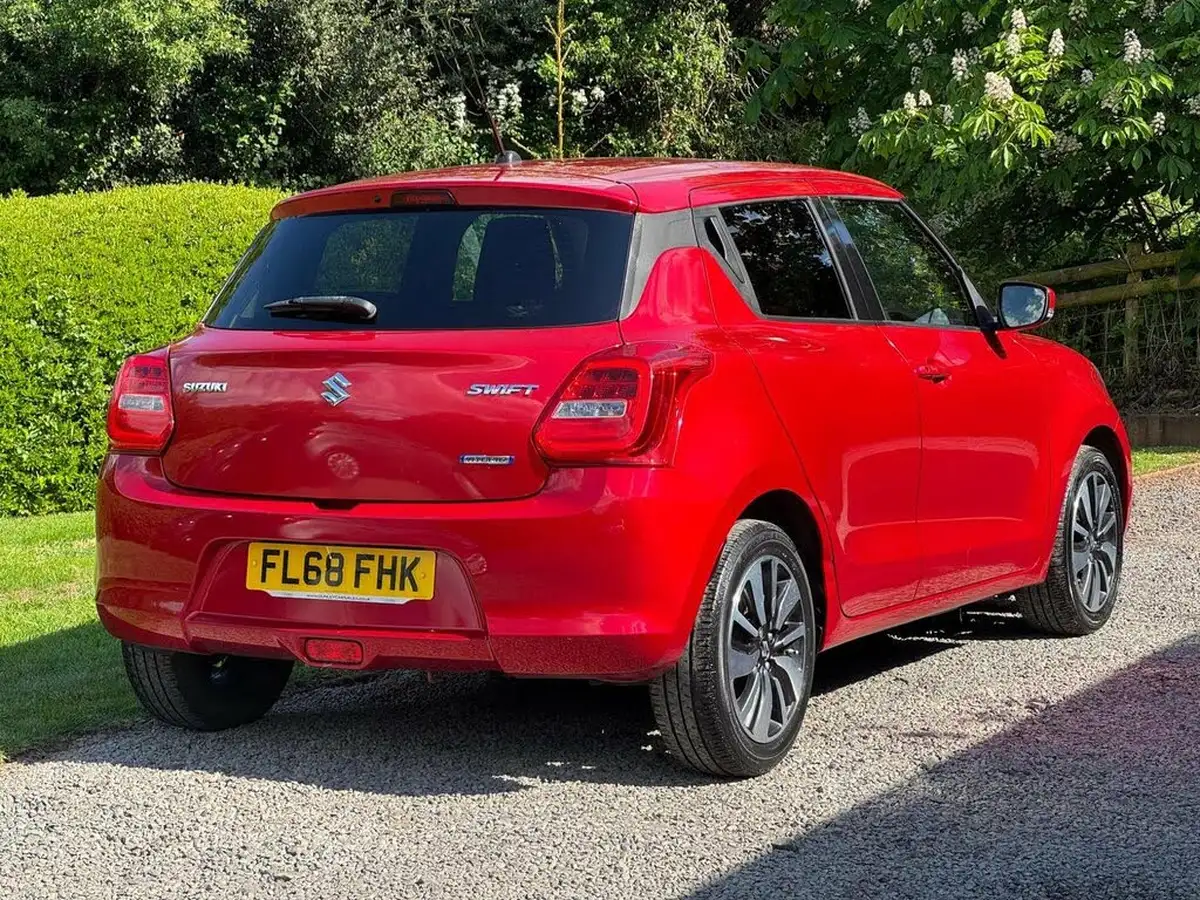 2018-suzuki-swift-10-boosterjet-sz5-111ps-shvs-big-3