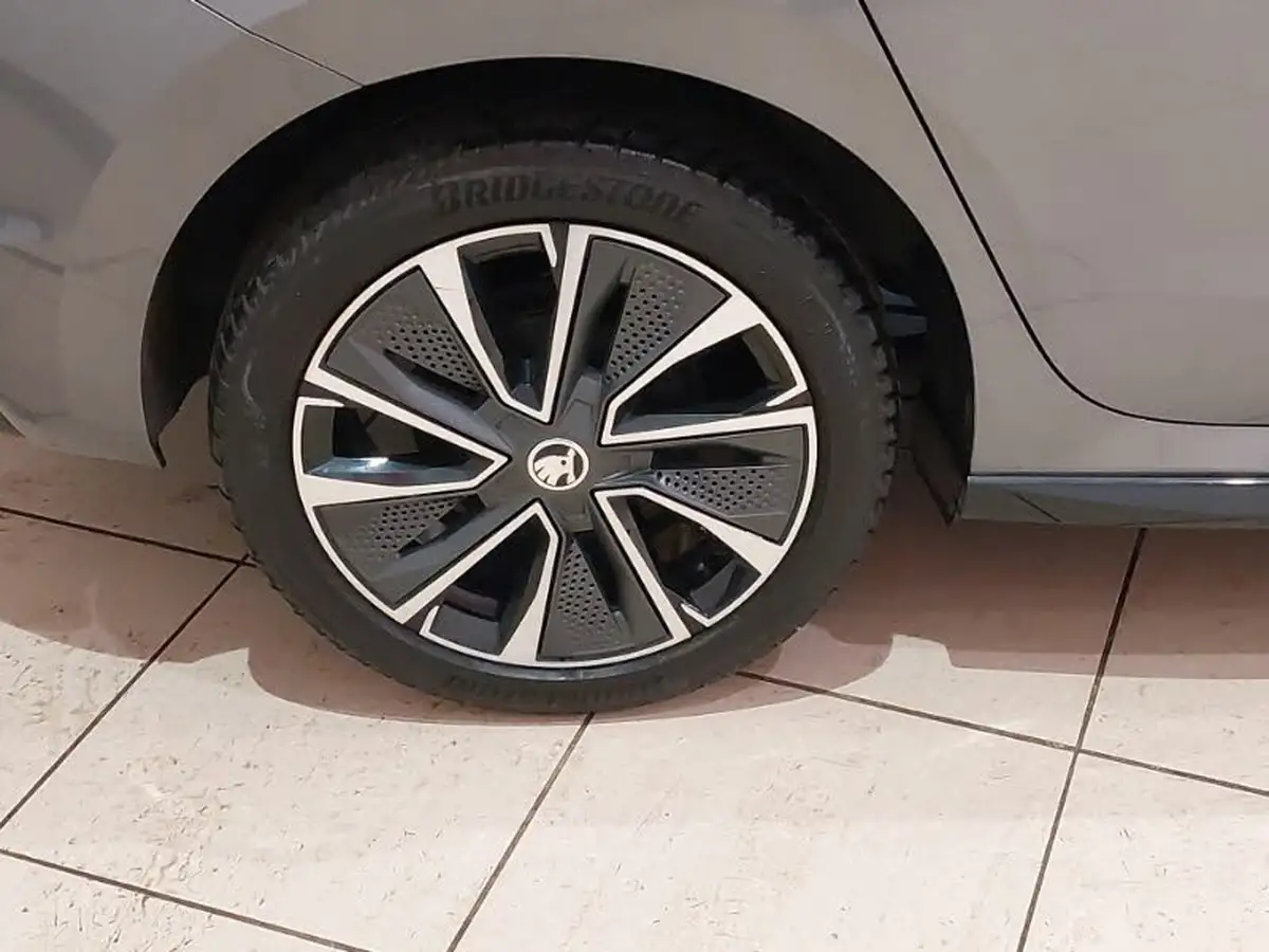 2023-skoda-fabia-10-tsi-monte-carlo-109ps-dsg-big-11