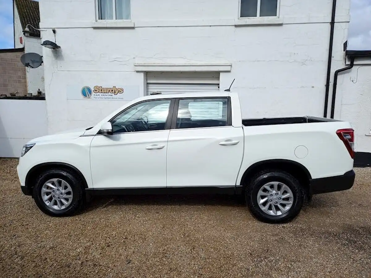 2018-kgm-ssangyong-musso-22td-ex-181ps-eu6-big-14