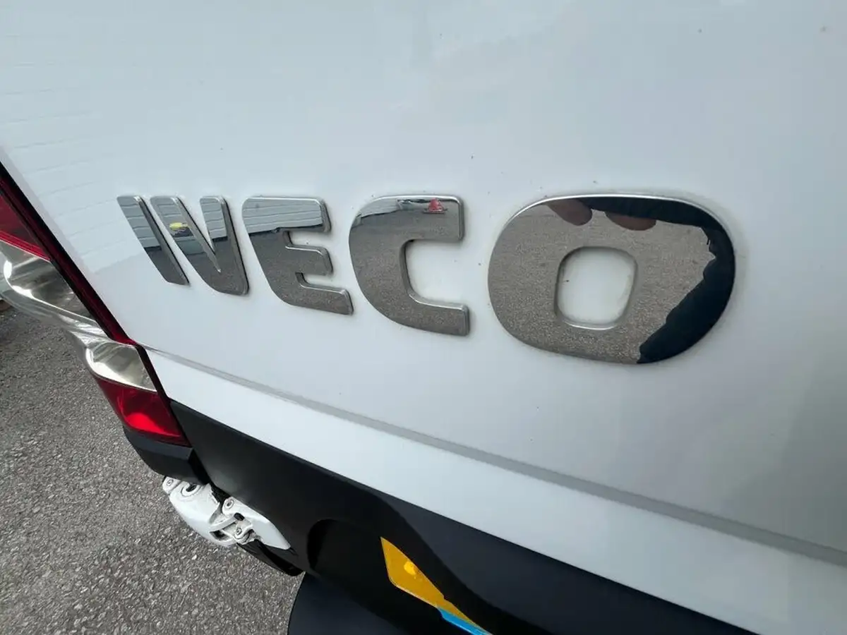 2021-iveco-daily-s-class-23td-35s14v-business-3520mm-h2-136pseu6dt-big-43