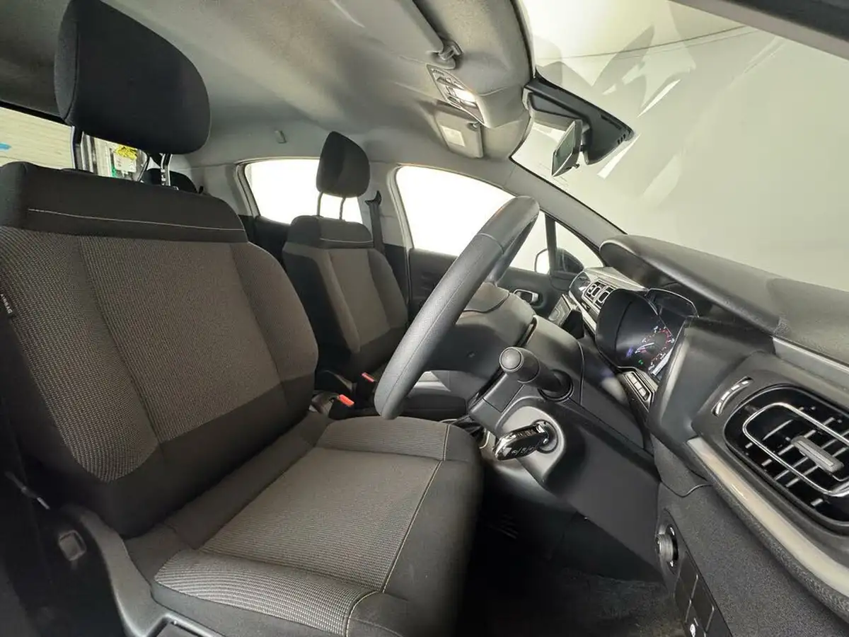 2023-citroen-c3-12-puretech-plus-110ps-eat6-big-19