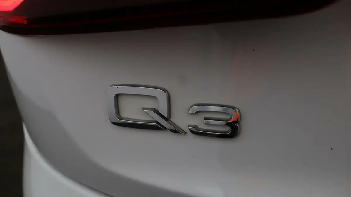 2017-audi-q3-20-tdi-quattro-black-edition-184ps-big-20