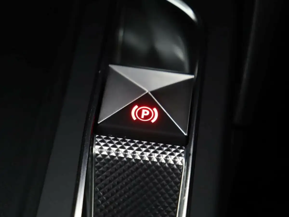 2022-ds-ds-3-crossback-12-puretech-bastille-101ps-big-46