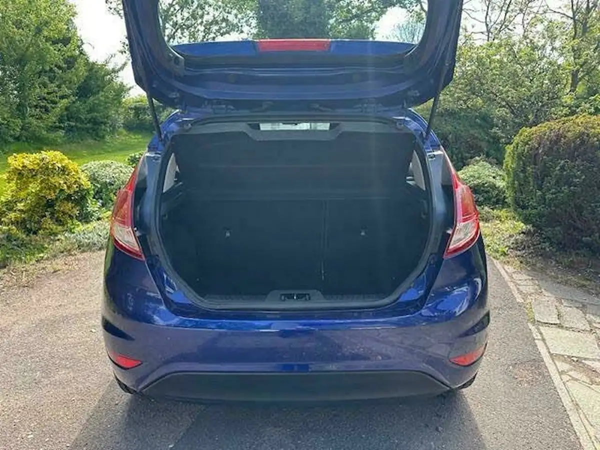 2017-ford-fiesta-125-zetec-5d-big-10