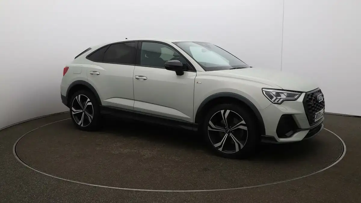 2020-audi-q3-20-45-tfsi-edition-1-sportback-big-45