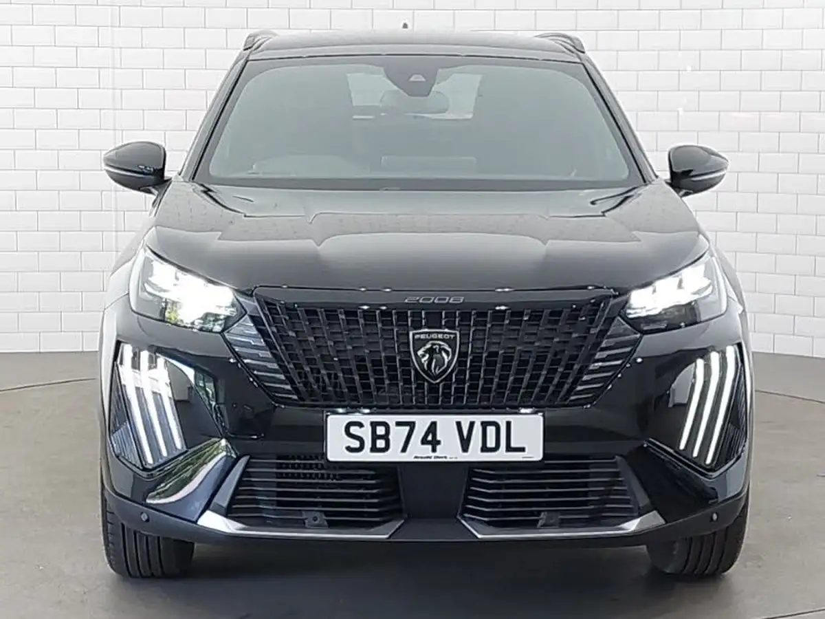 2025-peugeot-2008-suv-12-puretech-gt-130ps-eat8-big-11
