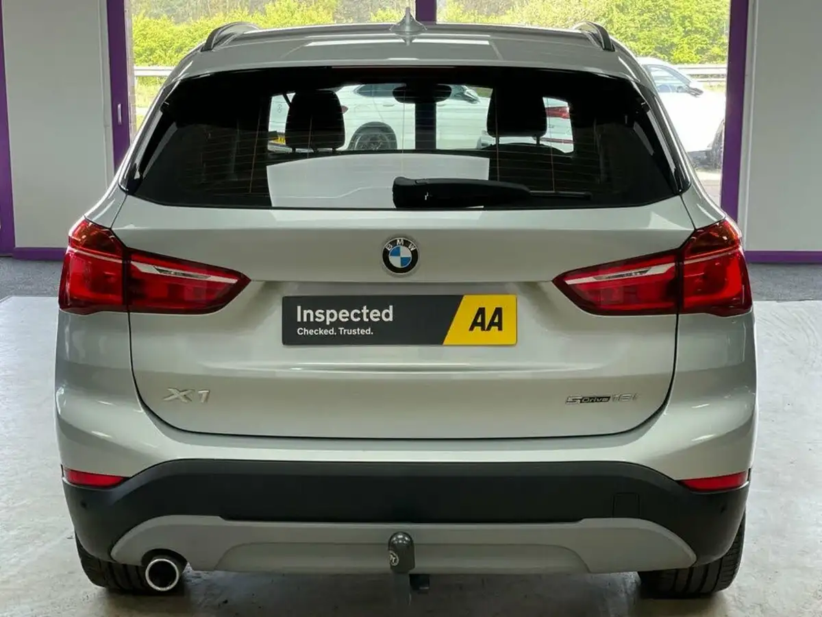 2018-bmw-x1-15-sdrive-18i-se-134bhp-big-9