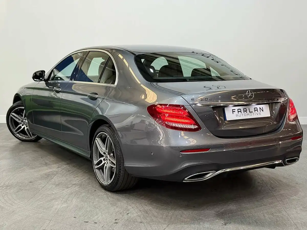 2017-mercedes-benz-e-class-20d-e220d-amg-line-ss-saloon-4d-big-17