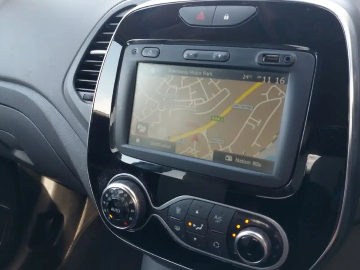 2019-renault-captur-15dci-iconic-90bhp-energy-ss-big-9